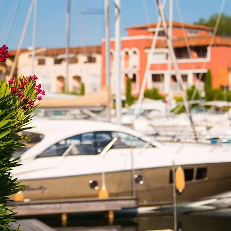 Moderne Climatise Avec Terrasse A Port - Fr-1-868-22 Grimaud